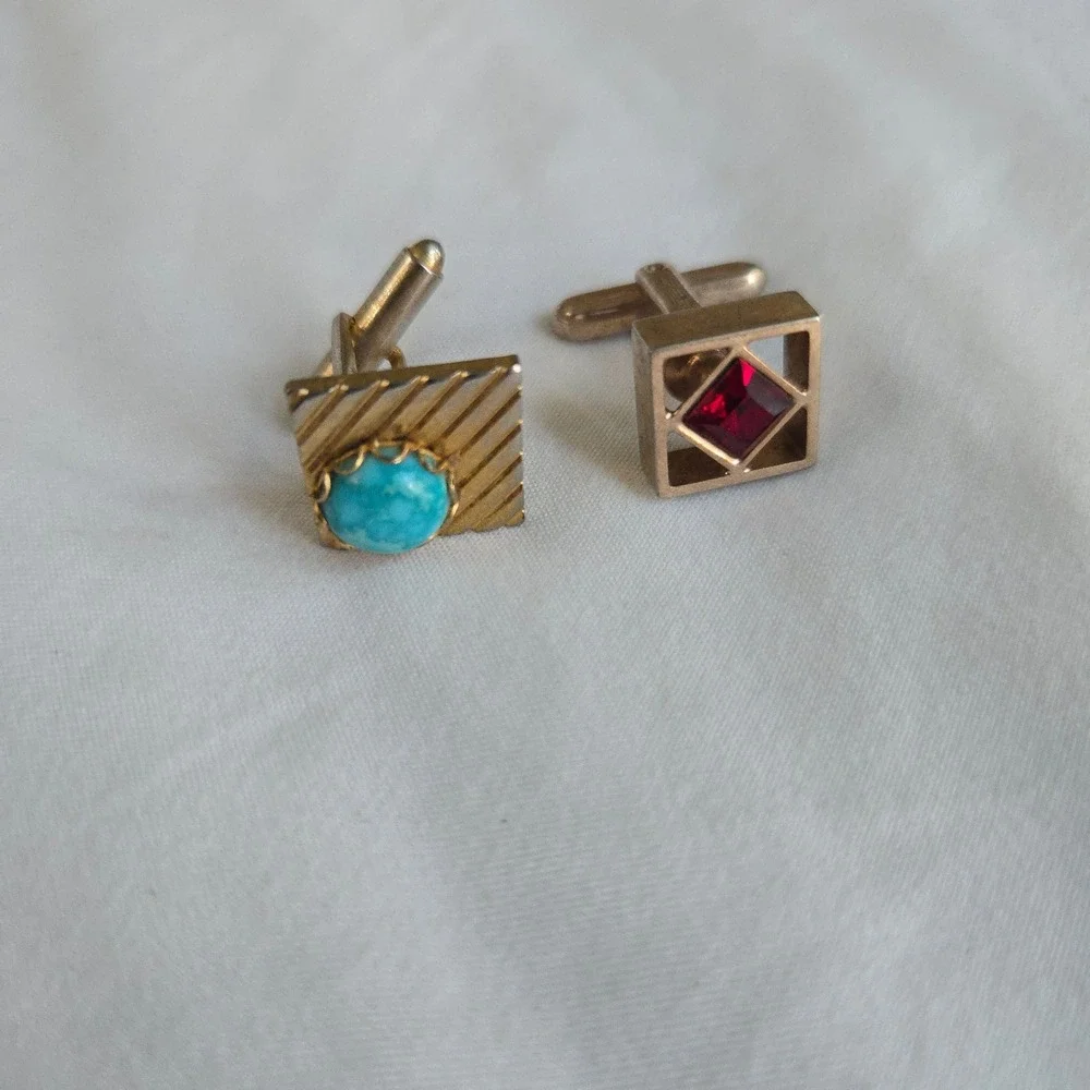 VTG Mismatched Cufflinks Gold Turquoise Red Mens OS Unique Formal Wear Unbranded